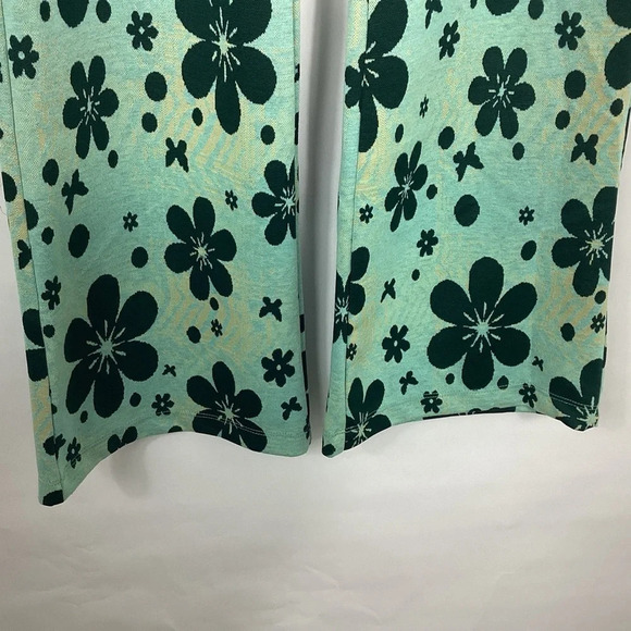Urban Outfitters Floral Bryn Flare Pants Size Medium Green - Picture 4 of 10